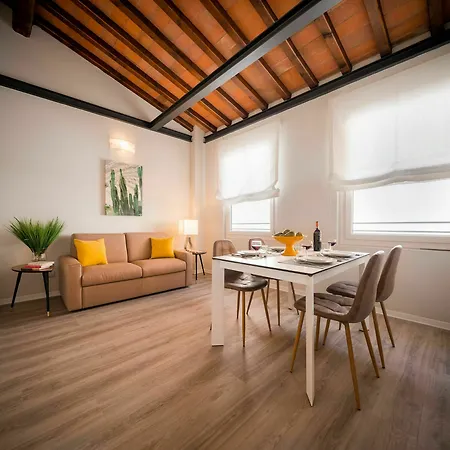 Magic Apartment *